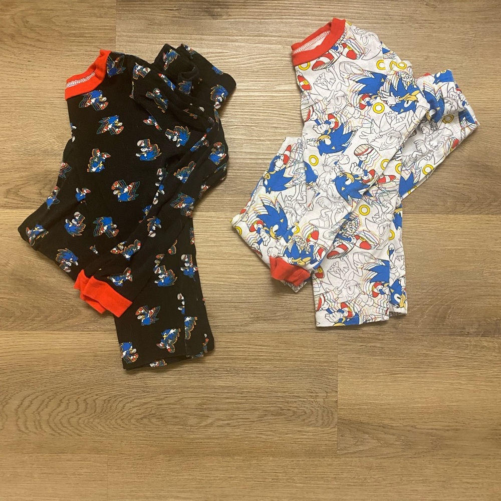 Sonic the Hedgehog snug fit kids pajamas